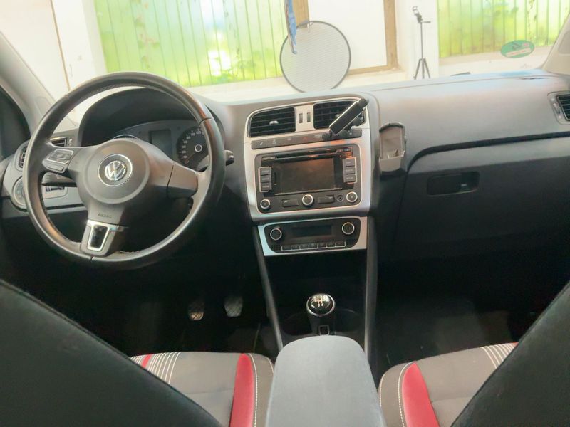 Volkswagen Polo 1.2 TSI Match — zdjęcie 12