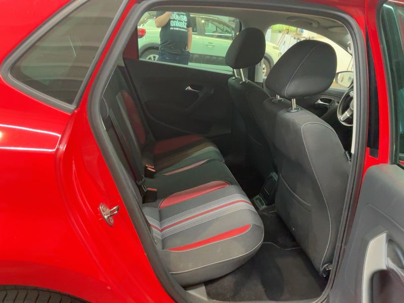 Volkswagen Polo 1.2 TSI Match — zdjęcie 14