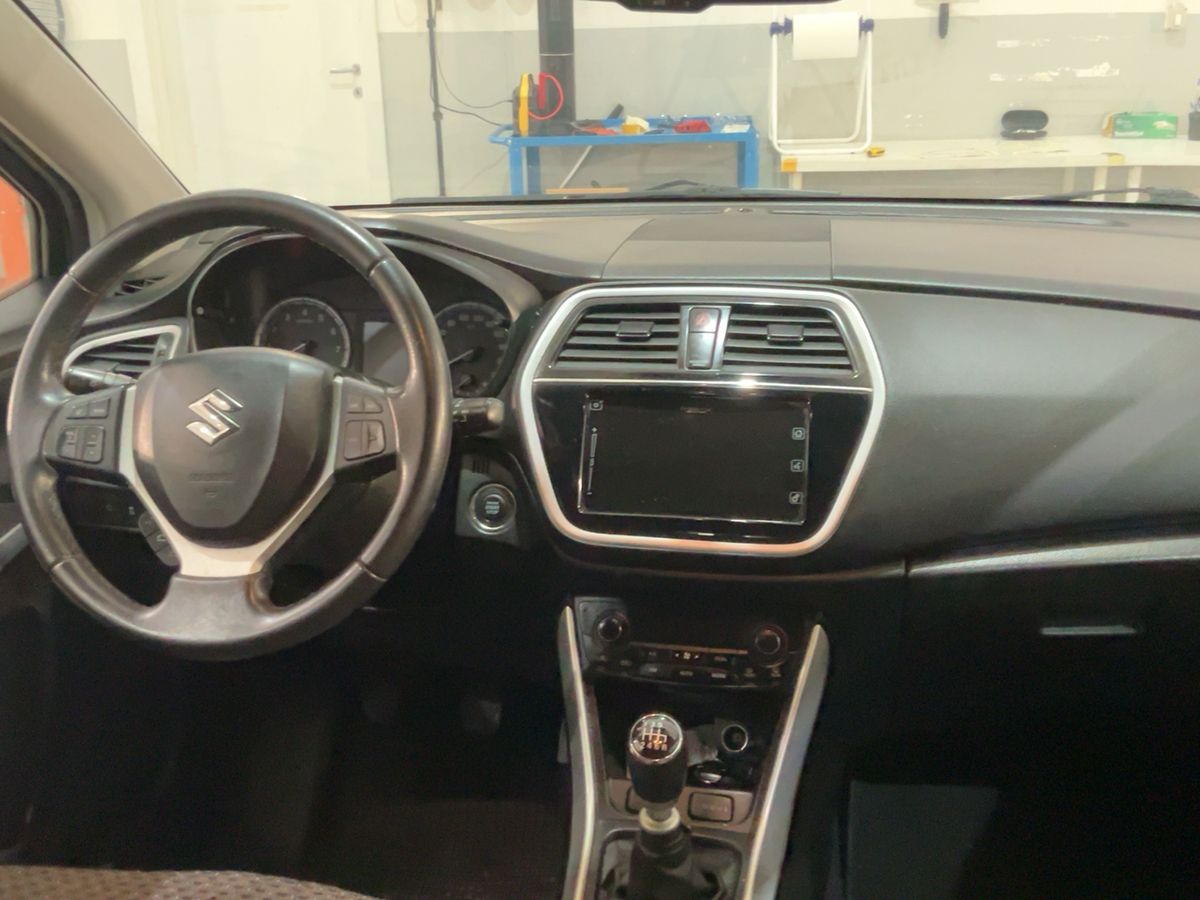 Suzuki SX4 2019 — photo 18