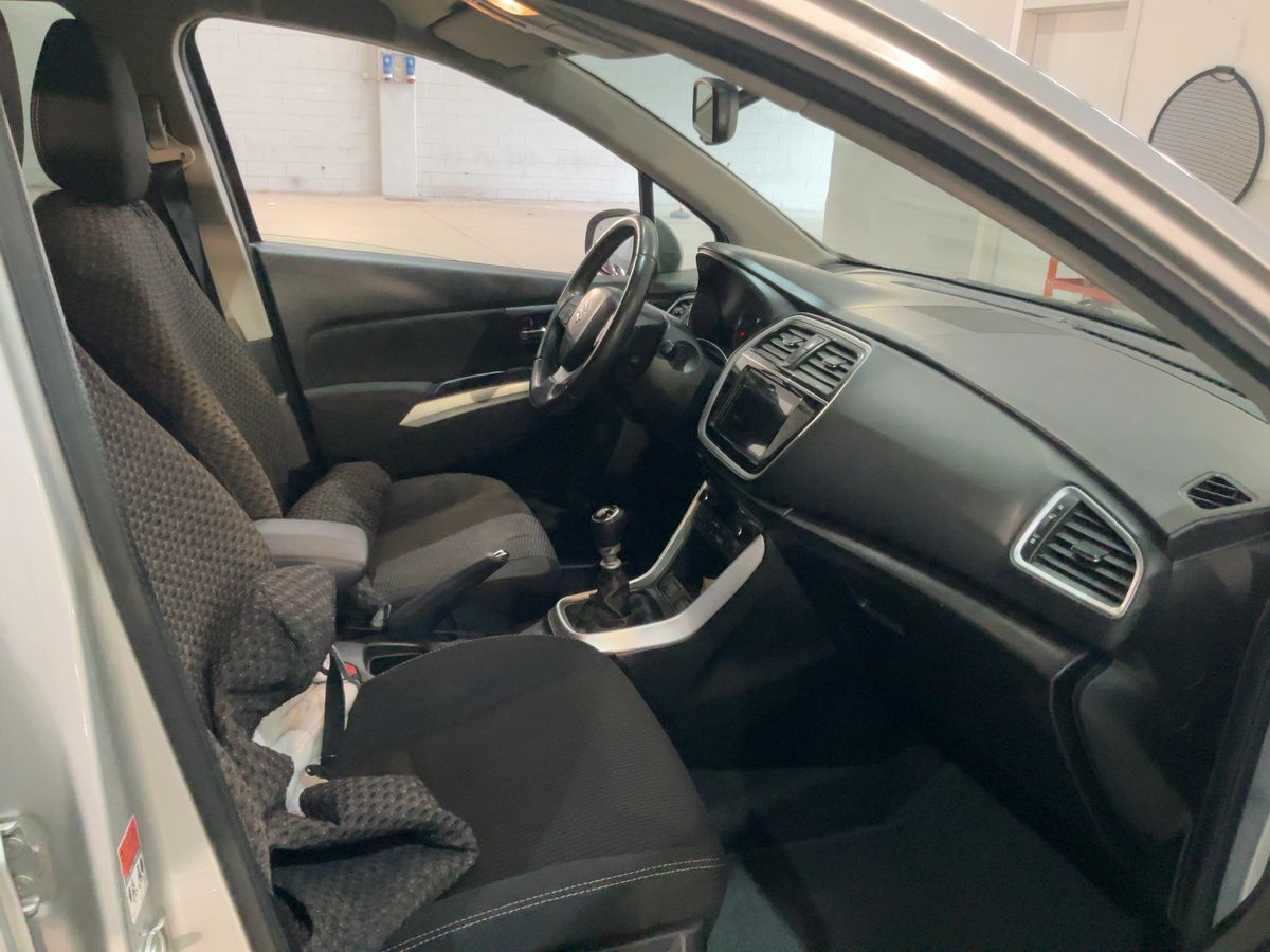 Suzuki SX4 2019 — photo 17