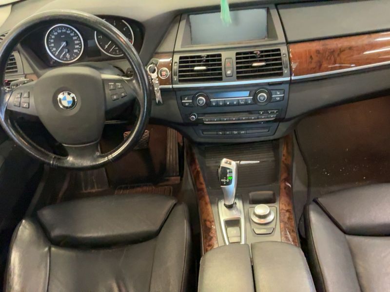 BMW X5 xDrive 30d Luxe — zdjęcie 12