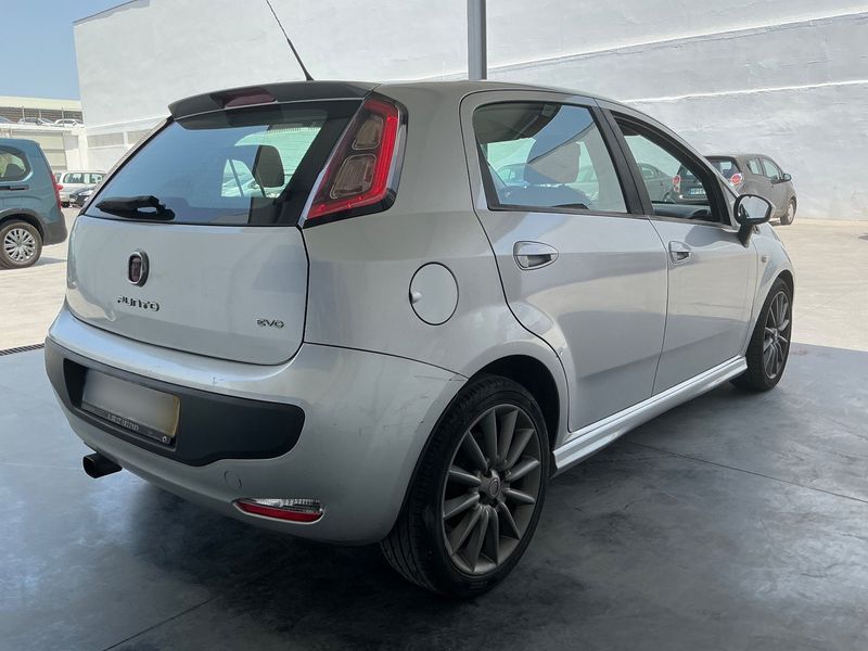 Fiat Punto Evo 1.3 M-Jet Sport — zdjęcie 6