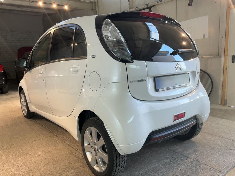 Citroen C-Zero electric drive 50 kW Tendance — zdjęcie 3