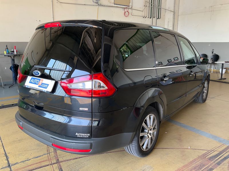 Ford Galaxy 2.0 TDCi Ghia 2009 – снимка 2