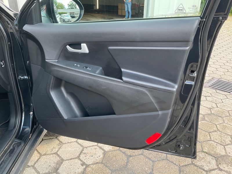 Kia Sportage 1.6 GDI Edition 7 2WD 2015 – снимка 33
