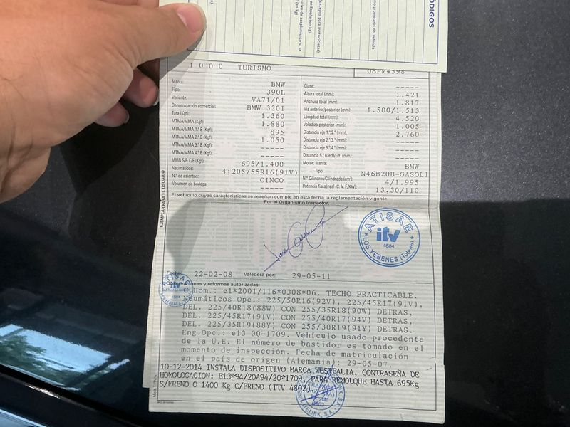 BMW 3er 320i — zdjęcie 16