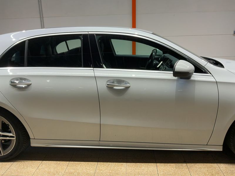 Mercedes-Benz A-Klasse A 200 d AMG Line 2020 – снимка 10