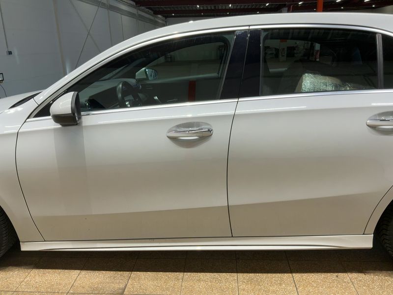 Mercedes-Benz A-Klasse A 200 d AMG Line 2020 – снимка 4