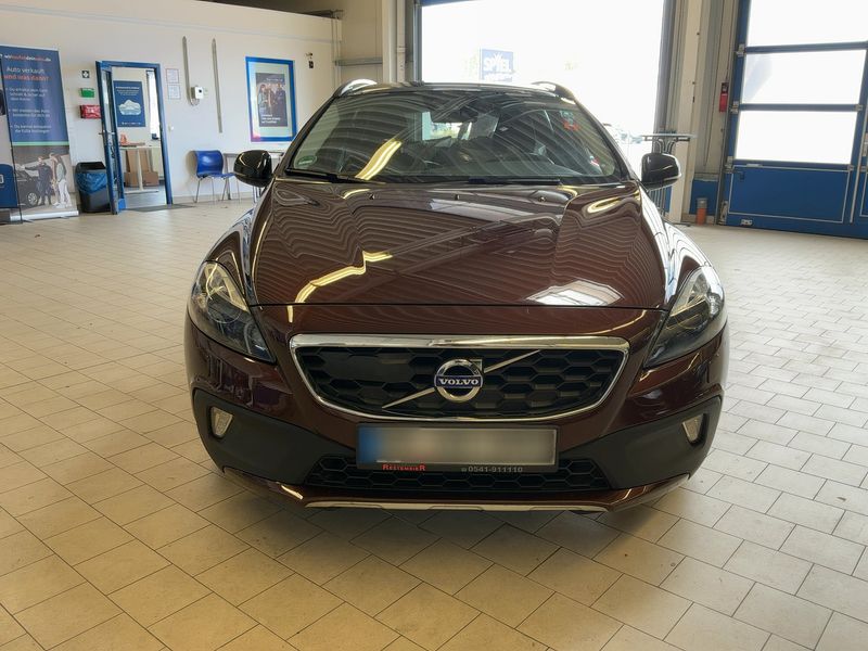 Volvo V40 Cross Country 2.0 T4 Momentum AWD — zdjęcie 9
