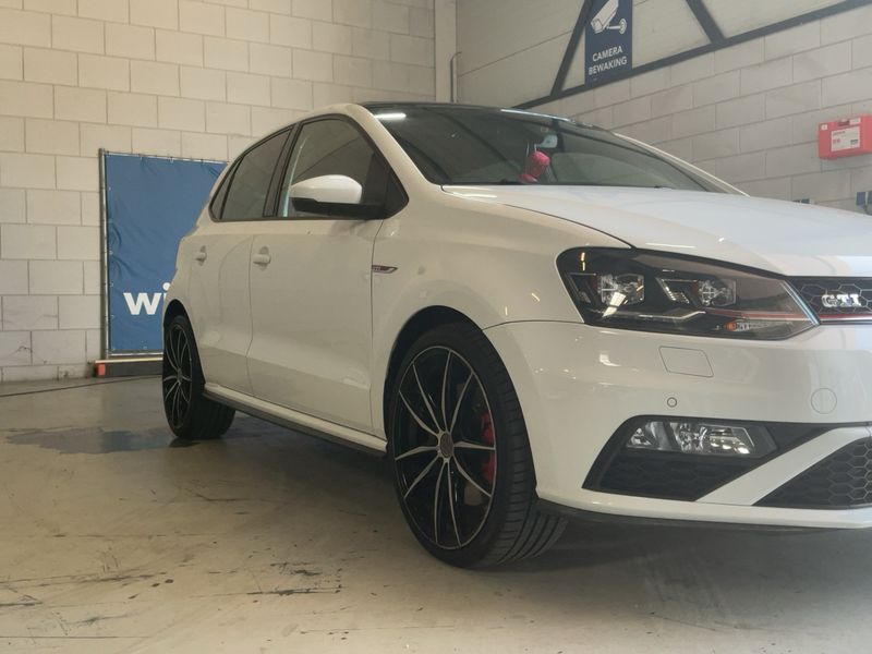 Volkswagen Polo 1.8 TSI GTI BlueMotion Tech — zdjęcie 8