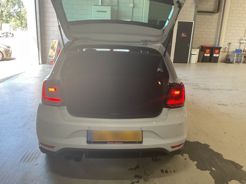 Volkswagen Polo 1.8 TSI GTI BlueMotion Tech — zdjęcie 10