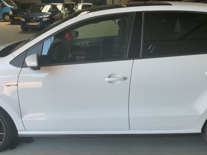 Volkswagen Polo 1.8 TSI GTI BlueMotion Tech — zdjęcie 4