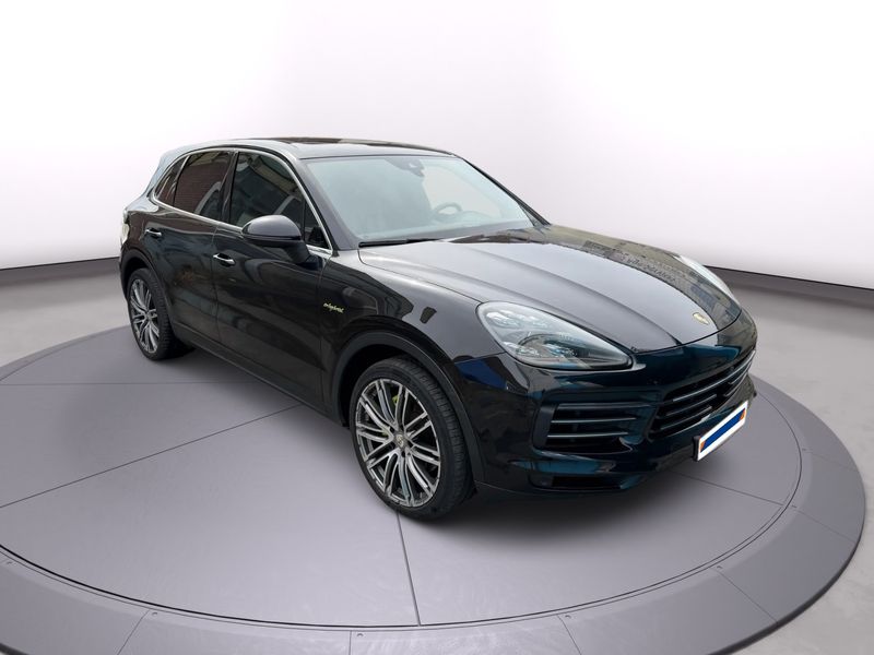 Porsche Cayenne E-Hybrid — zdjęcie 18
