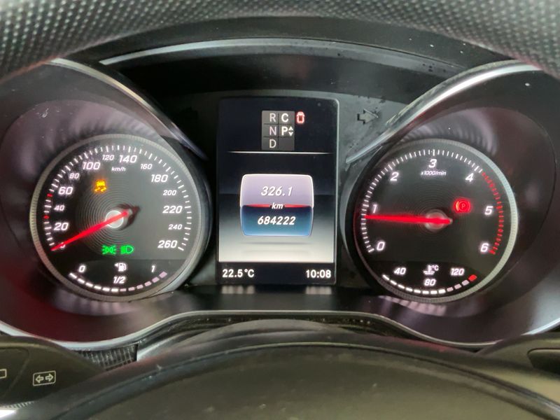 Mercedes-Benz V-Klasse V 220 d lang — zdjęcie 13
