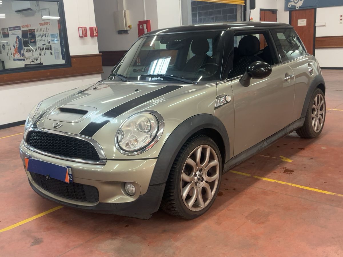 MINI Cooper 2010