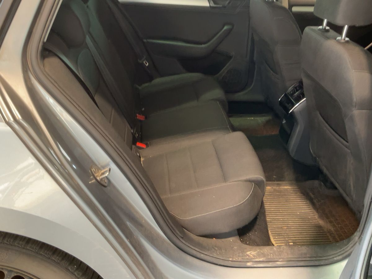 Skoda Superb 2019 — photo 21