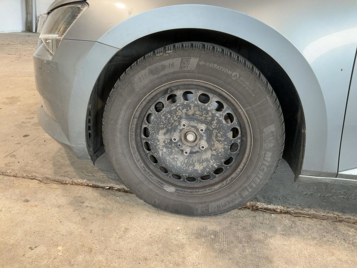 Skoda Superb 2019 — photo 4