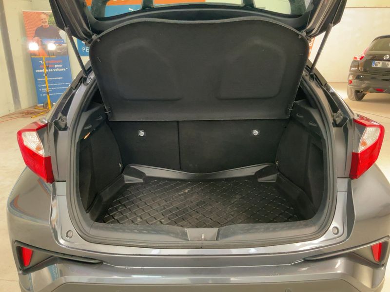 Toyota C-HR 1.8 Hybrid Dynamic 2017 – снимка 15