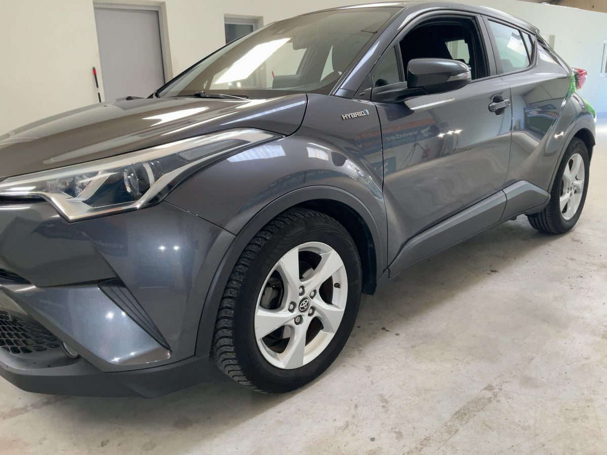 Toyota C-HR d'occasion