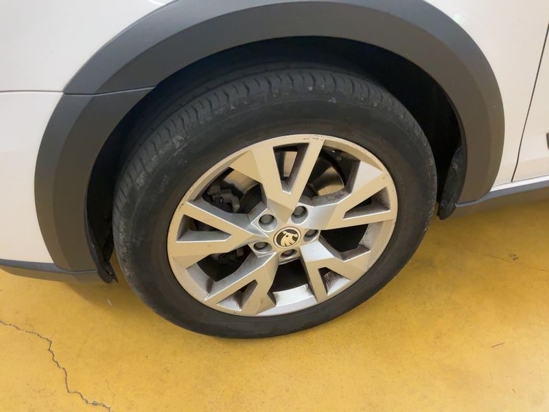 Skoda Octavia 2.0 TDI Scout 4x4 2016 – снимка 3