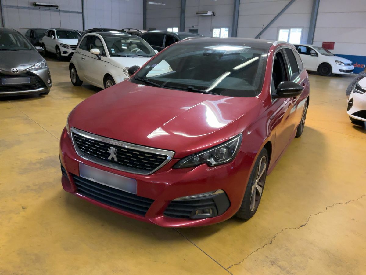 Peugeot 308 2018 — photo 1