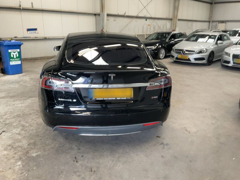 Tesla Model S P85 Performance — zdjęcie 5