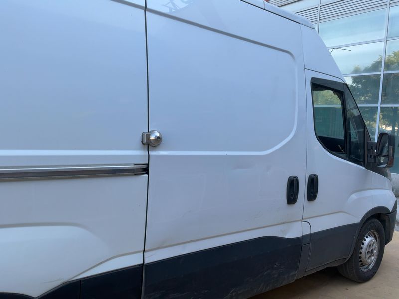 Iveco Daily 2.3 Diesel GKa 35 S V Radstand 3520 L — zdjęcie 7