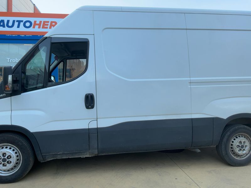 Iveco Daily 2.3 Diesel GKa 35 S V Radstand 3520 L — zdjęcie 4