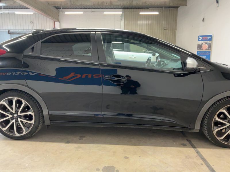 Honda Civic 2.2 DTEC I-DTEC Exclusive Navi — zdjęcie 7