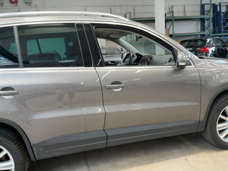 Volkswagen Tiguan 2.0 TDI Team BlueMotion Tech — zdjęcie 7