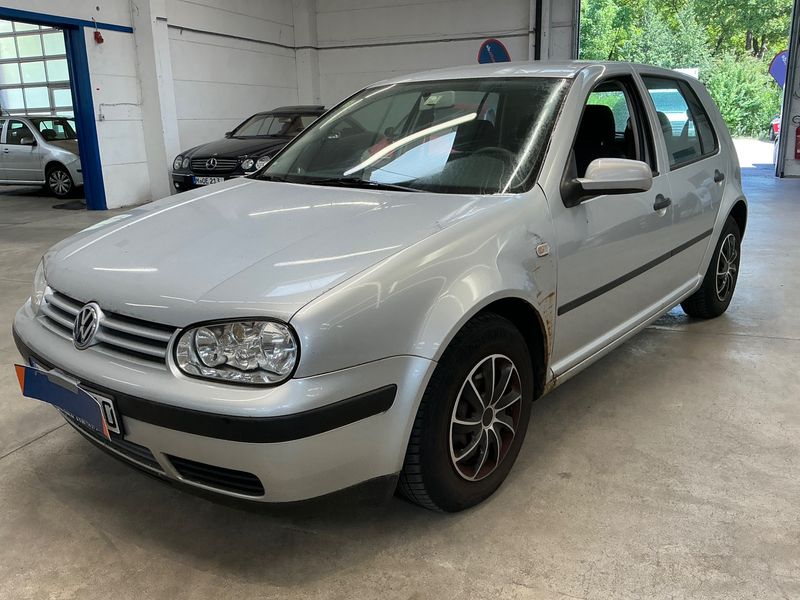 Volkswagen Golf IV 1.6 Edition
