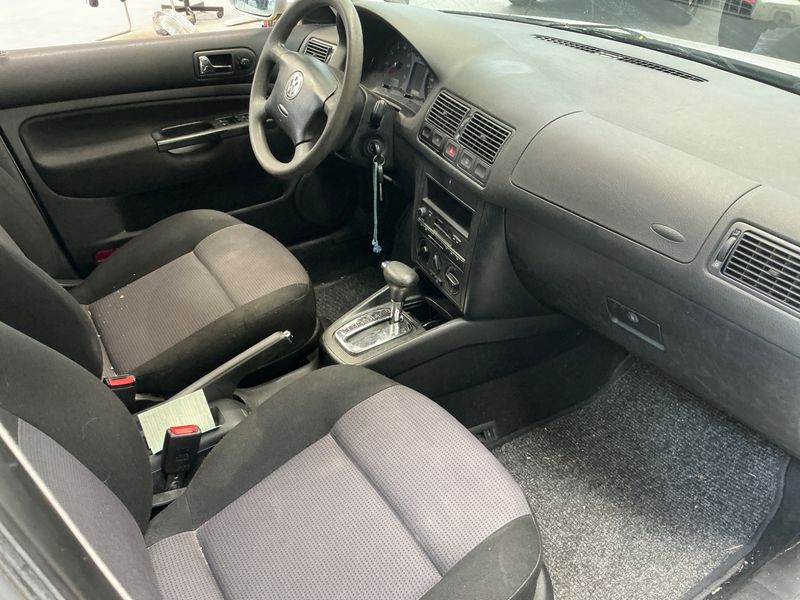 Volkswagen Golf IV 1.6 Edition — zdjęcie 3