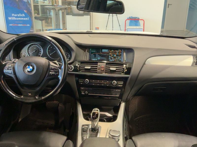 BMW X4 xDrive 30d — zdjęcie 12