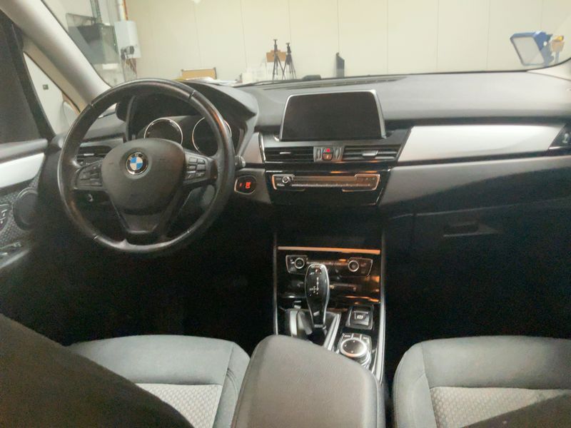BMW 2er 218i Active Tourer Advantage — zdjęcie 12