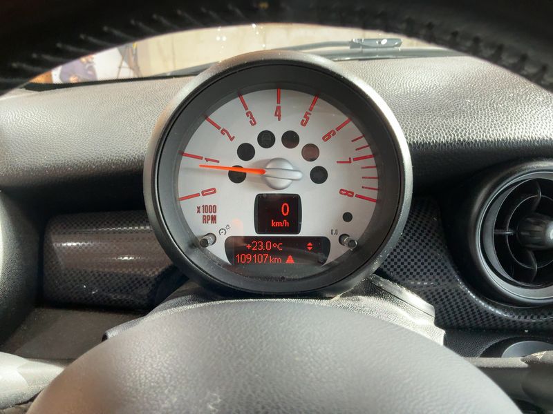 MINI Cabrio Cooper S — zdjęcie 13