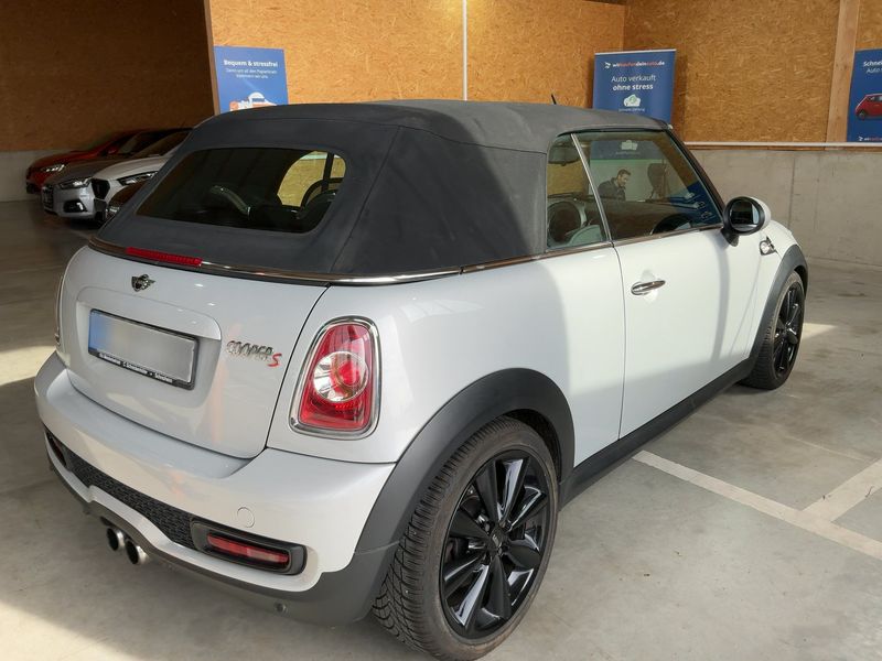 MINI Cabrio Cooper S — zdjęcie 6