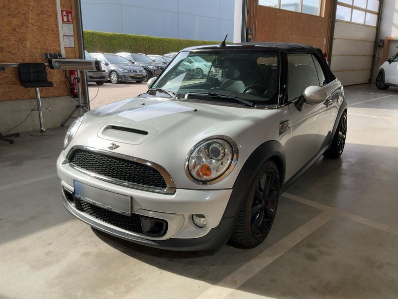 MINI Cabrio Cooper S