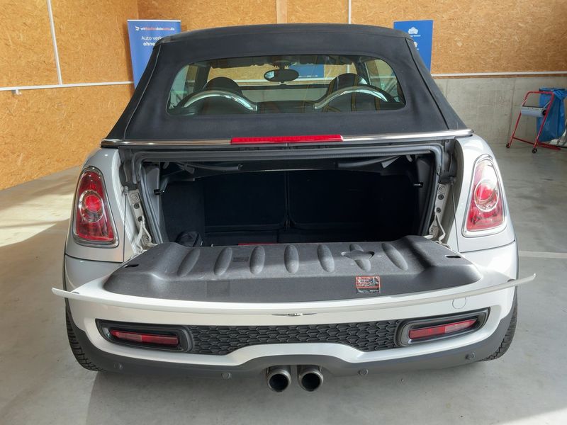 MINI Cabrio Cooper S — zdjęcie 10