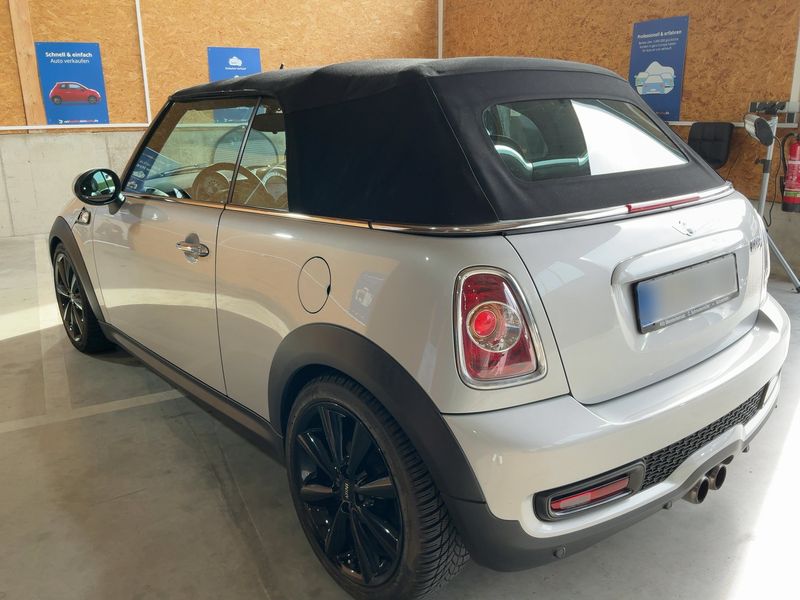 MINI Cabrio Cooper S — zdjęcie 3