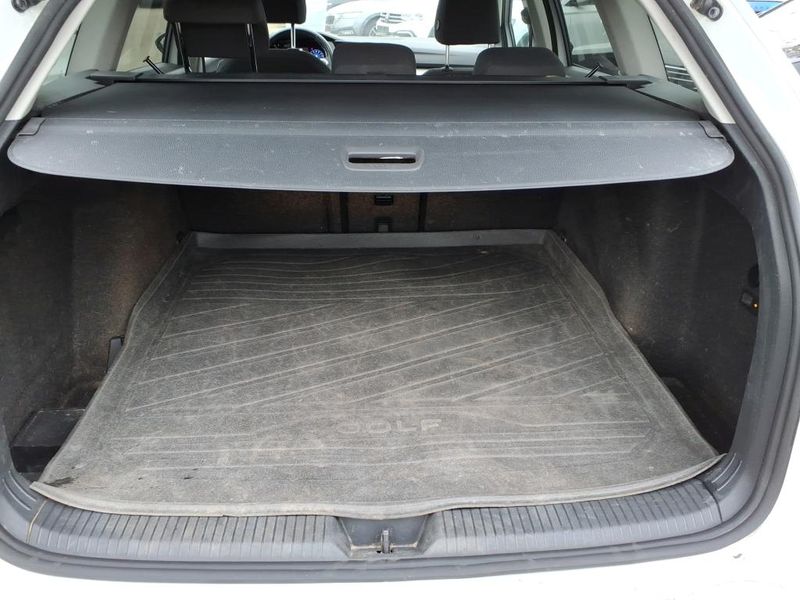 Volkswagen Golf VIII 2.0 TDI Life — zdjęcie 18
