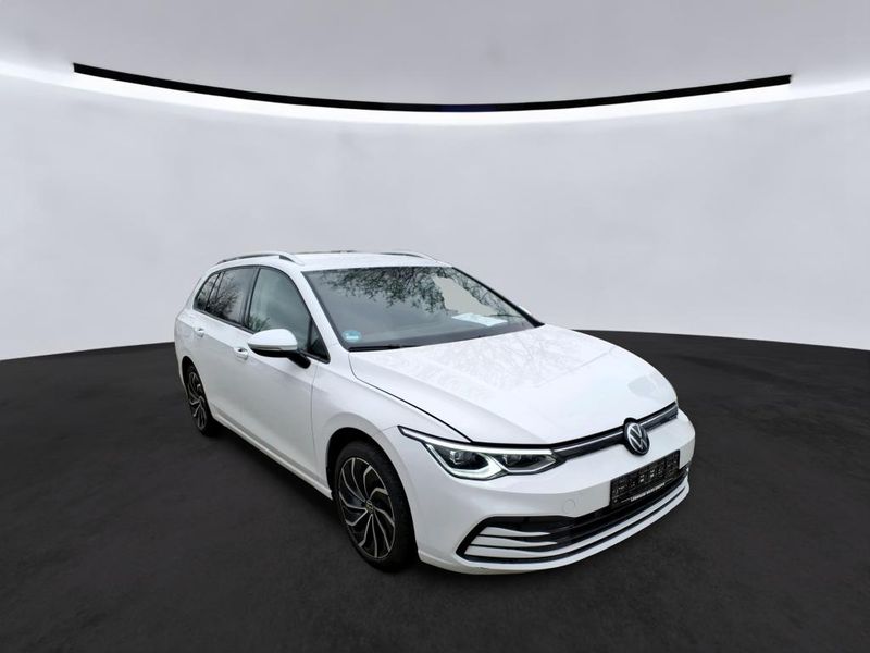 Volkswagen Golf VIII 2.0 TDI Life — zdjęcie 13