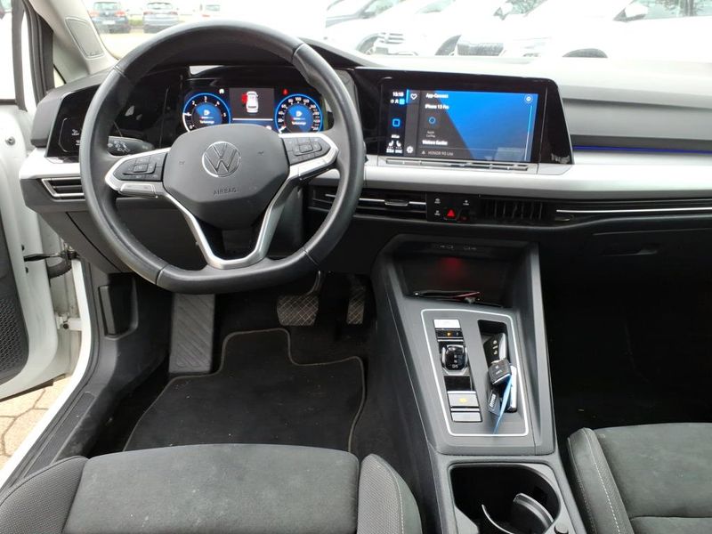 Volkswagen Golf VIII 2.0 TDI Life — zdjęcie 20
