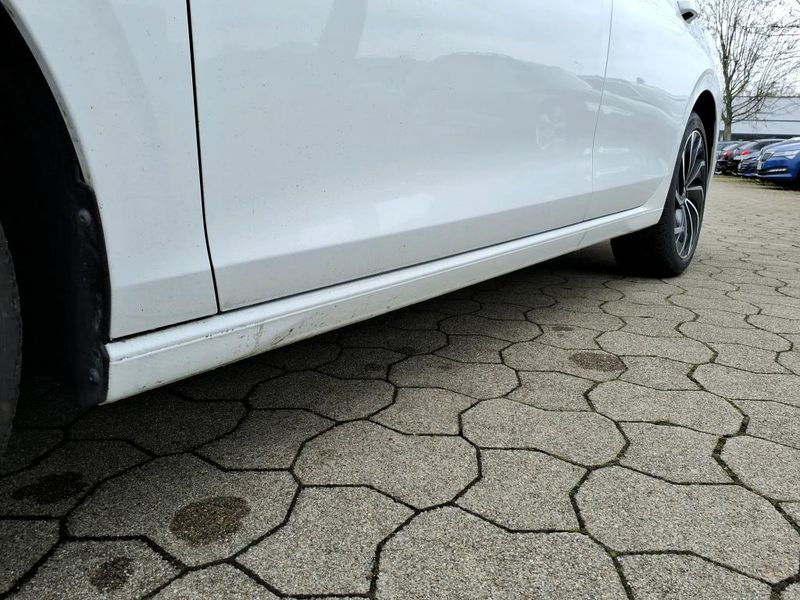 Volkswagen Golf VIII 2.0 TDI Life — zdjęcie 22