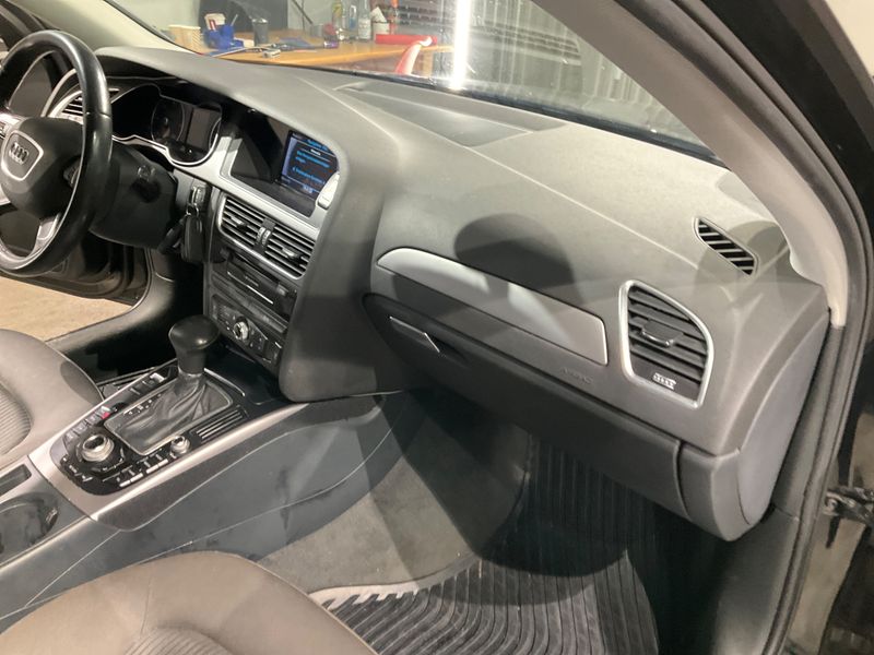 Audi A4 2.0 TDI Attraction 2014 – снимка 27