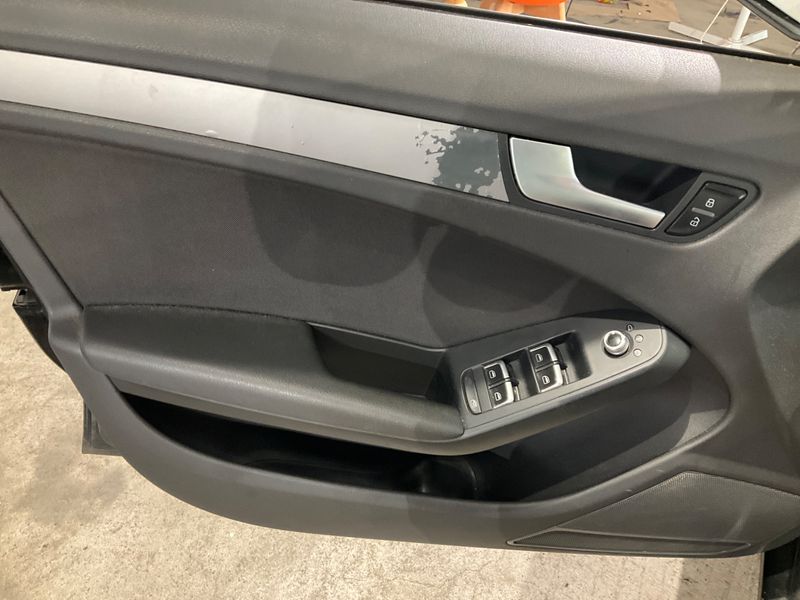 Audi A4 2.0 TDI Attraction 2014 – снимка 29