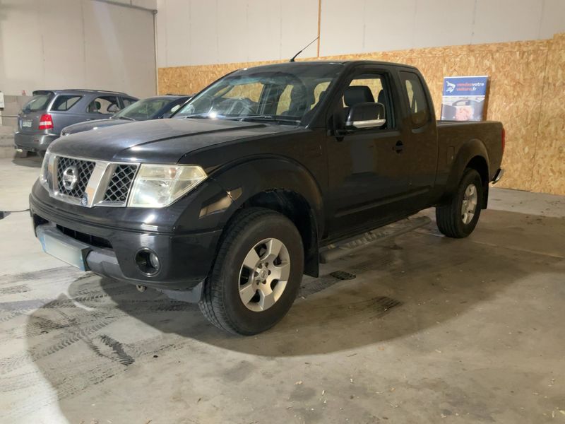 Nissan Navara Pick-up 2.5 dCi 4x4 King-Cab Elégance