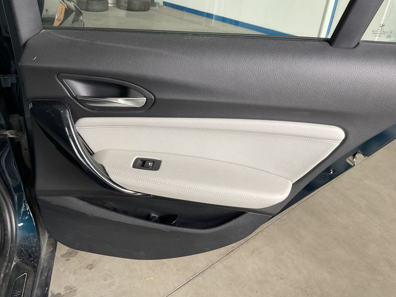 BMW 1er 120d 2012 – снимка 22