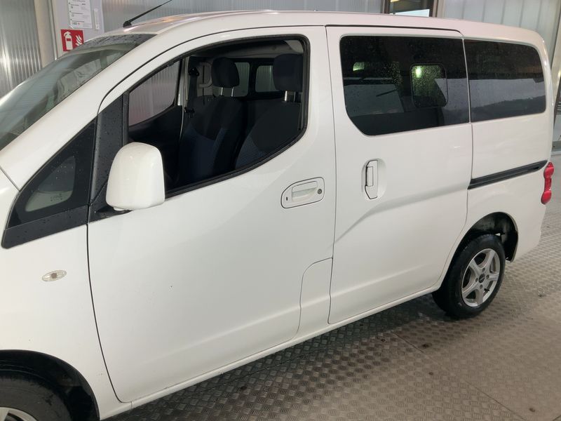 Nissan NV200 Evalia 1.5 dCi Kombi Premium — zdjęcie 4