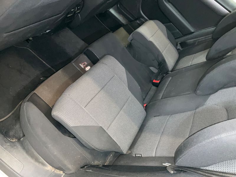 Volkswagen Passat 1.4 TSI Comfortline BlueMotion Tech 2014 – снимка 37