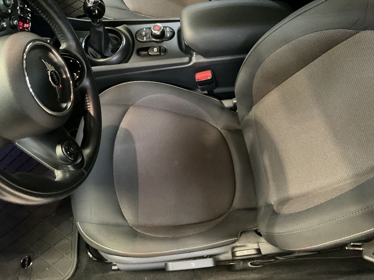 MINI Clubman 2018 — photo 37